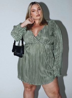 Cindie Mini Dress Green Curve Daywear Comfort Travel Staple