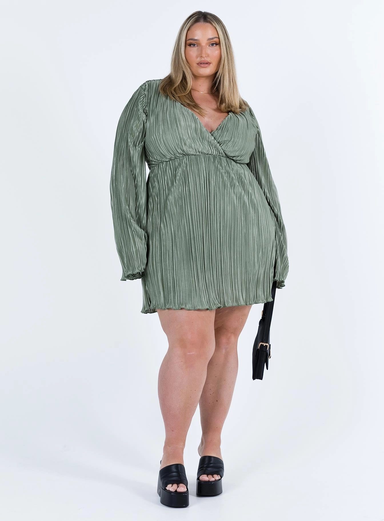 Classic Layering Cindie Mini Dress Green Curve