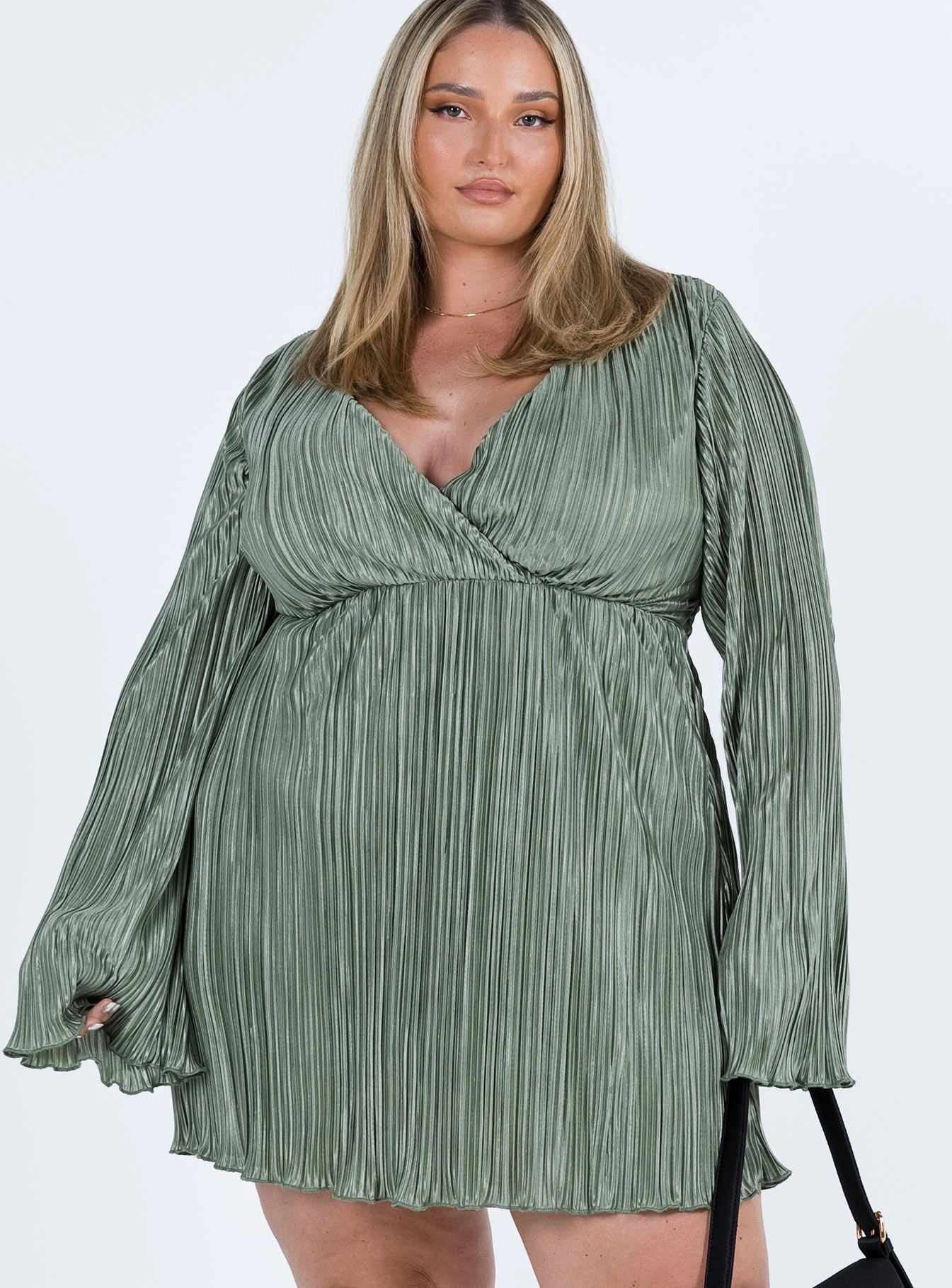 Grace Vibe Cindie Mini Dress Green Curve