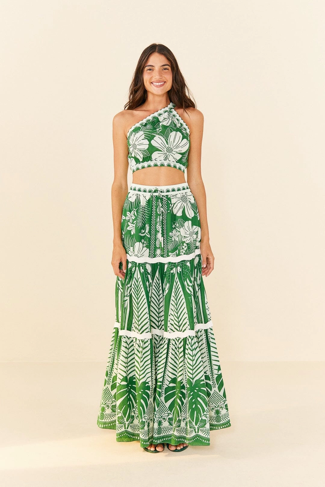 Laid Back Look Tear Resistant Off-White Macaw Elegance Maxi Skirt