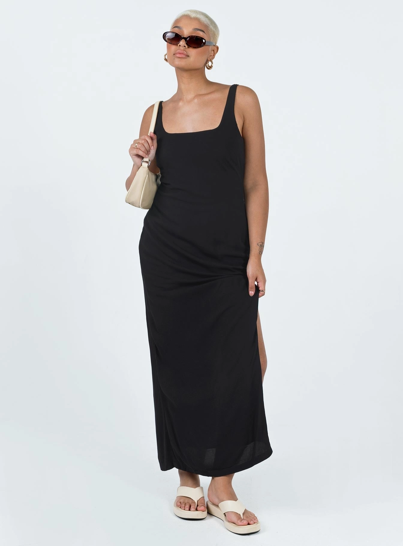 Brunch Glow Shanaeya 90s Maxi Dress Black