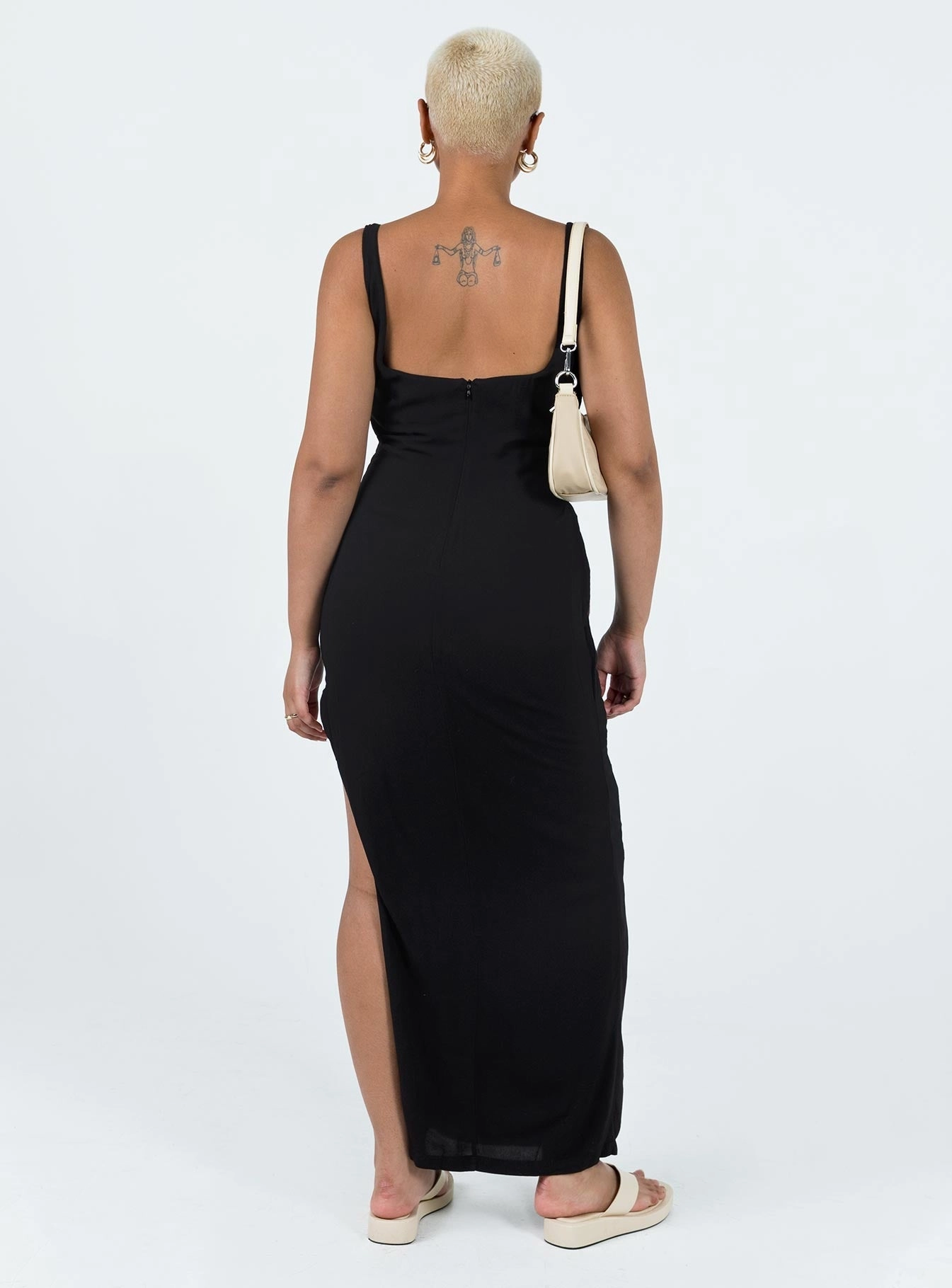 Shanaeya 90s Maxi Dress Black Clean Flow Resort Ready