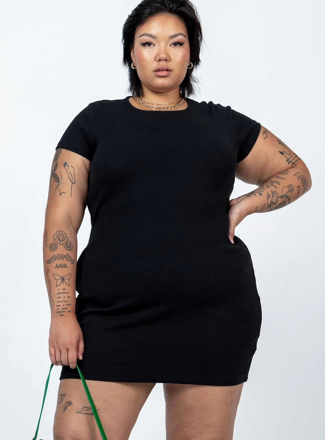 Classic Mini Dress Black Curve Relaxed Layer Art Spirit