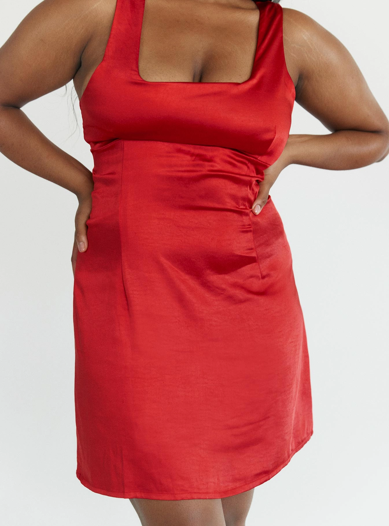 Kind Glow Summer-Season Cobie Mini Dress Red Curve