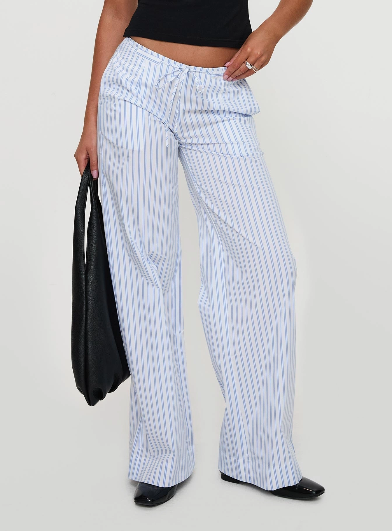 Solid shade Temperature Regulating Fabric Collied Low Rise Pants Blue / White Stripe