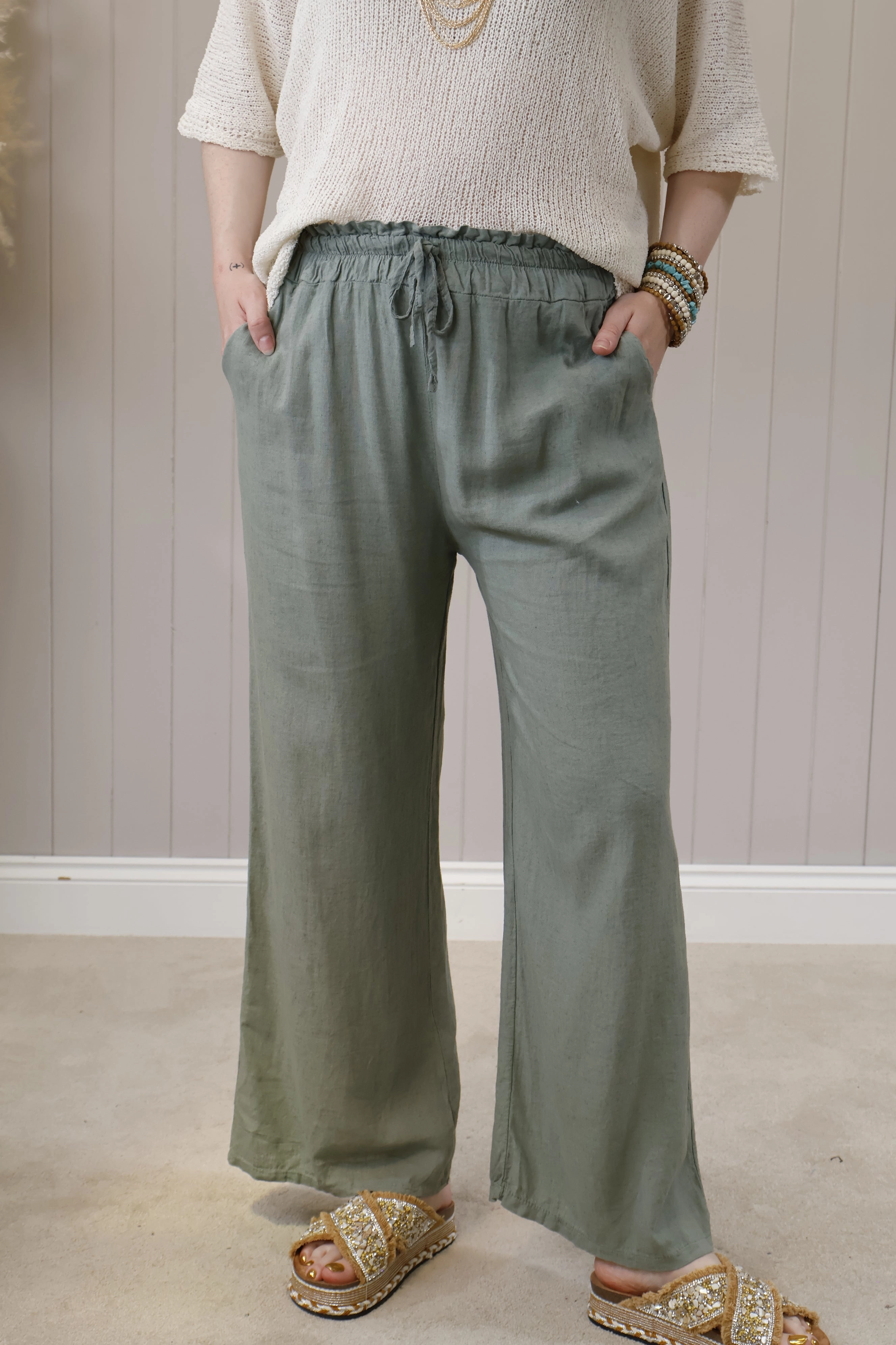 Lightweight Material FlexibleKnees Liora Linen Trousers Khaki