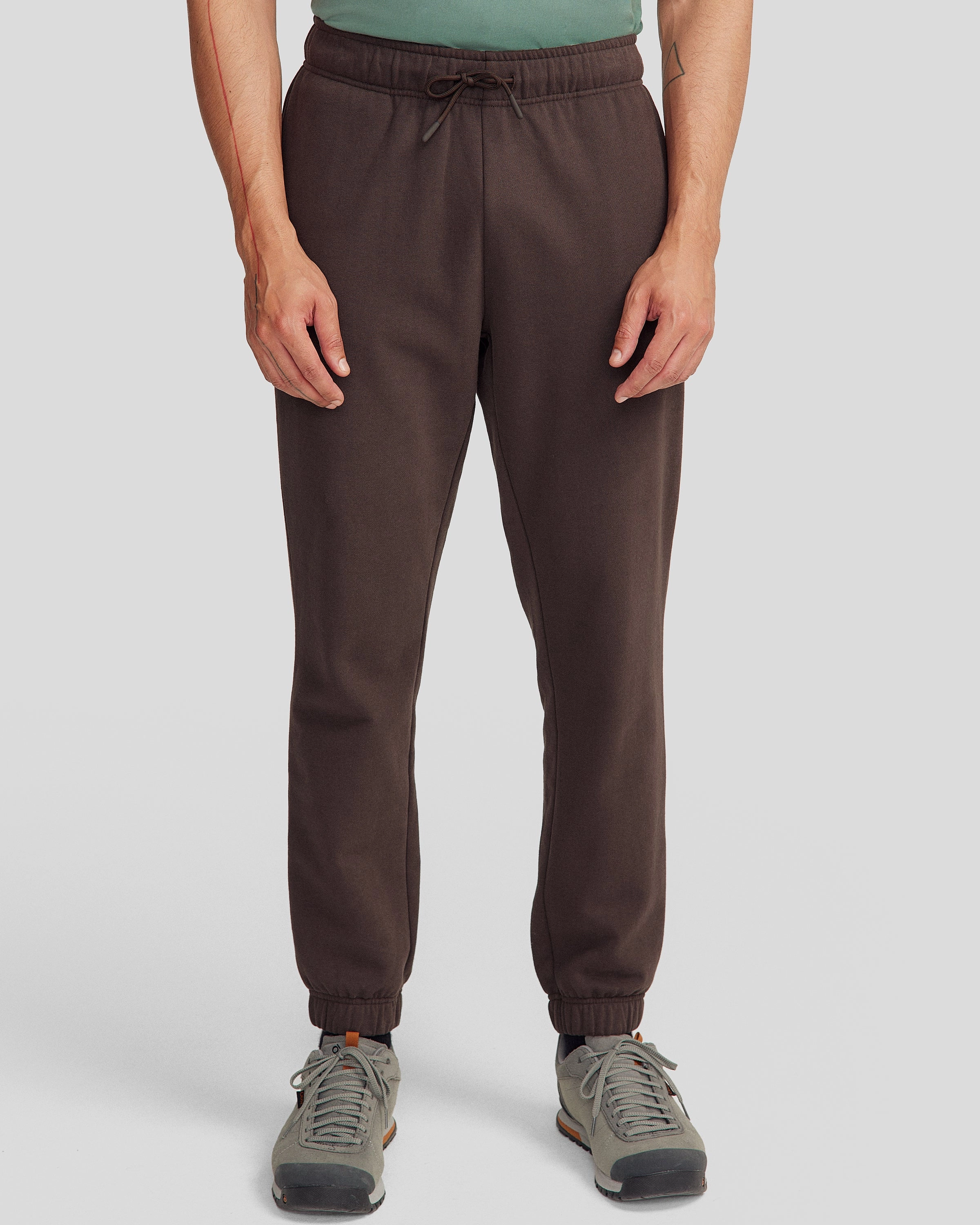 Men's Peak Badge Brushed Joggers - Cold Brew Casual Performance Quick Comfort Design