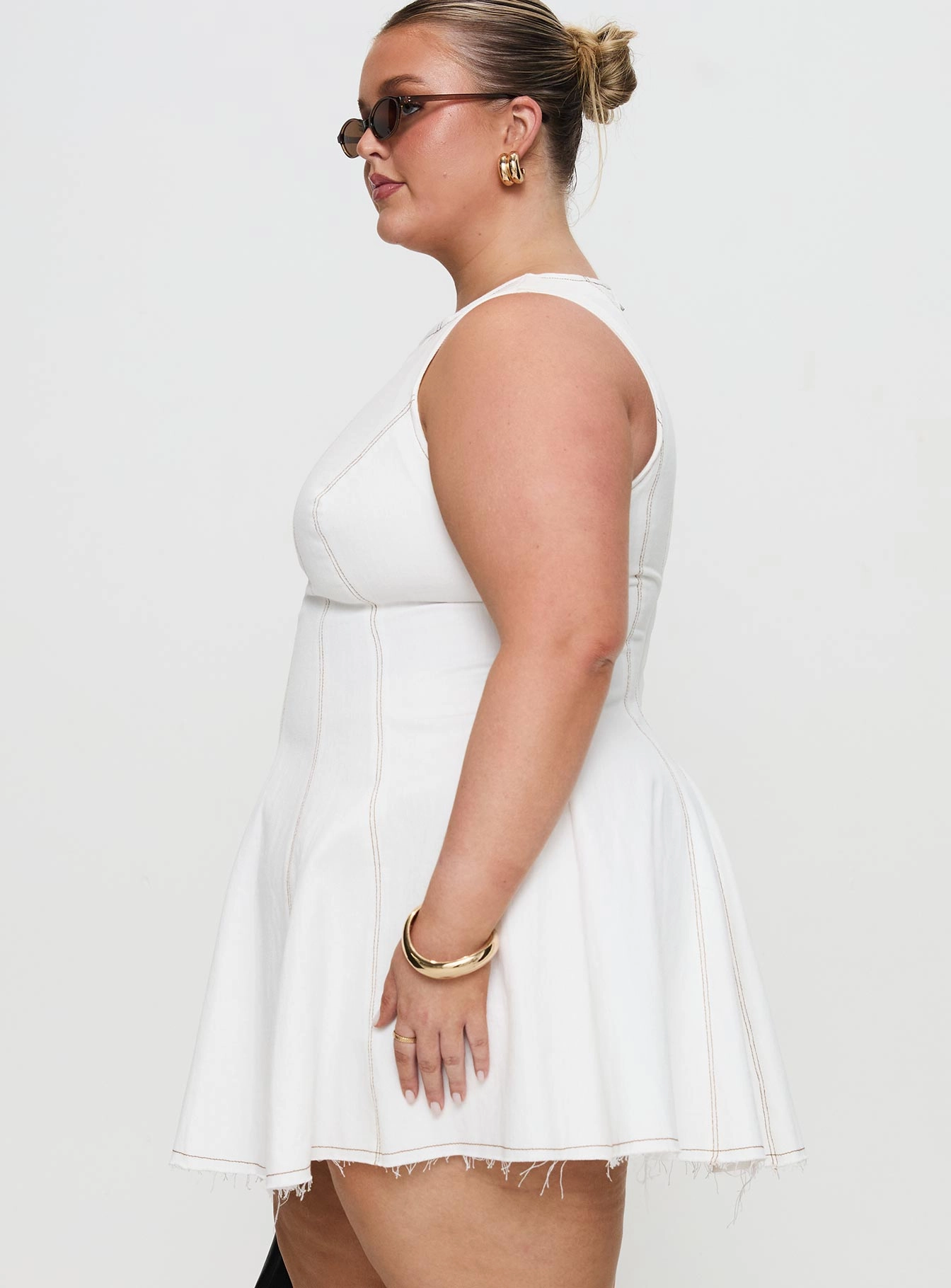 Composure Pleat Mini Dress White Curve Relaxed Style Wear