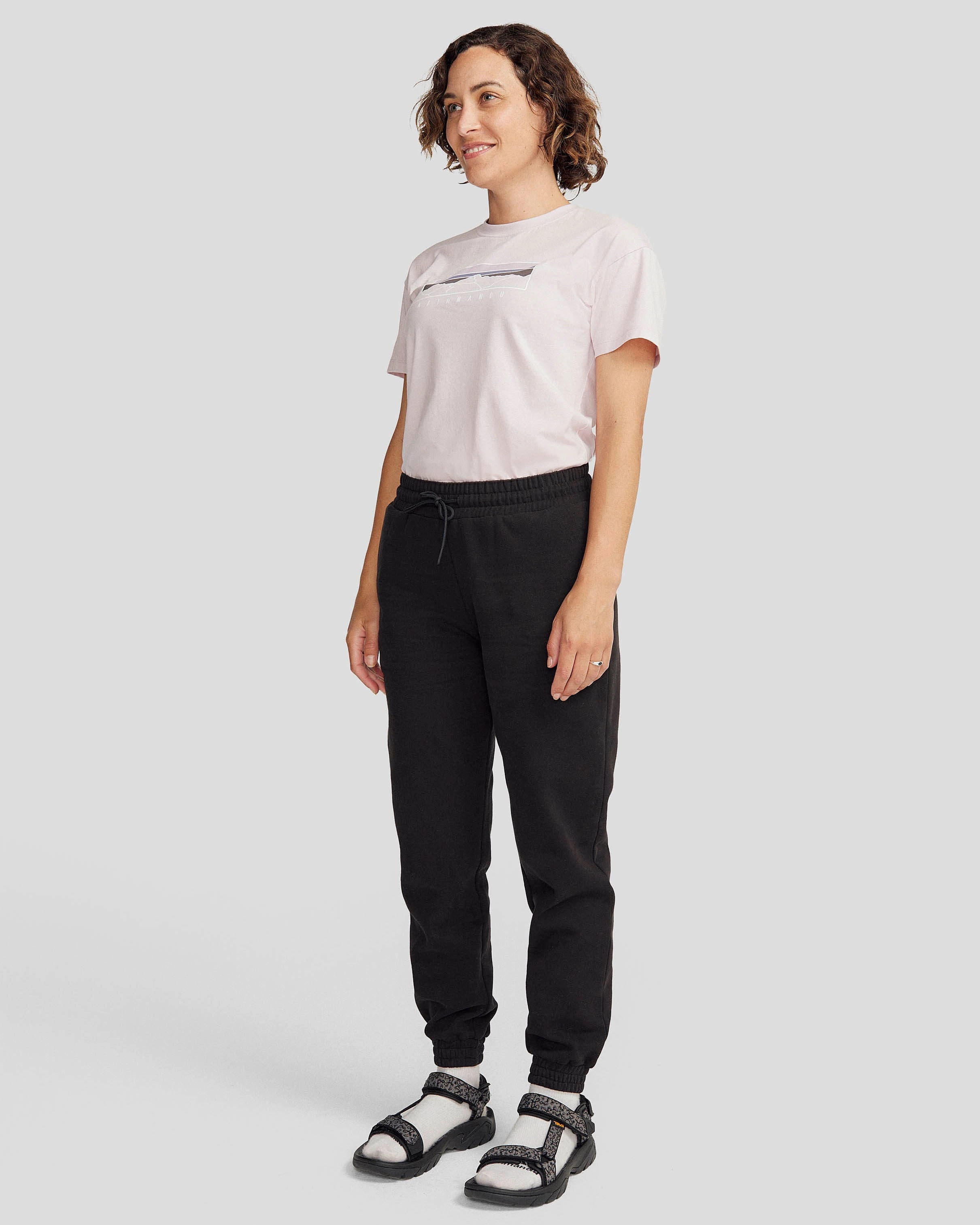 Seamless Wear Mesh Comfort Women's Peak Badge Relaxed Joggers - Black Stingray