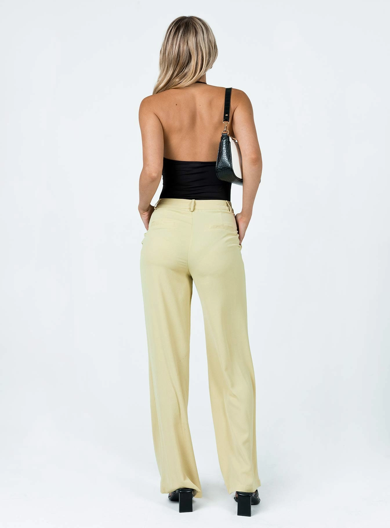Vania Pants Green Cozy and Relaxed