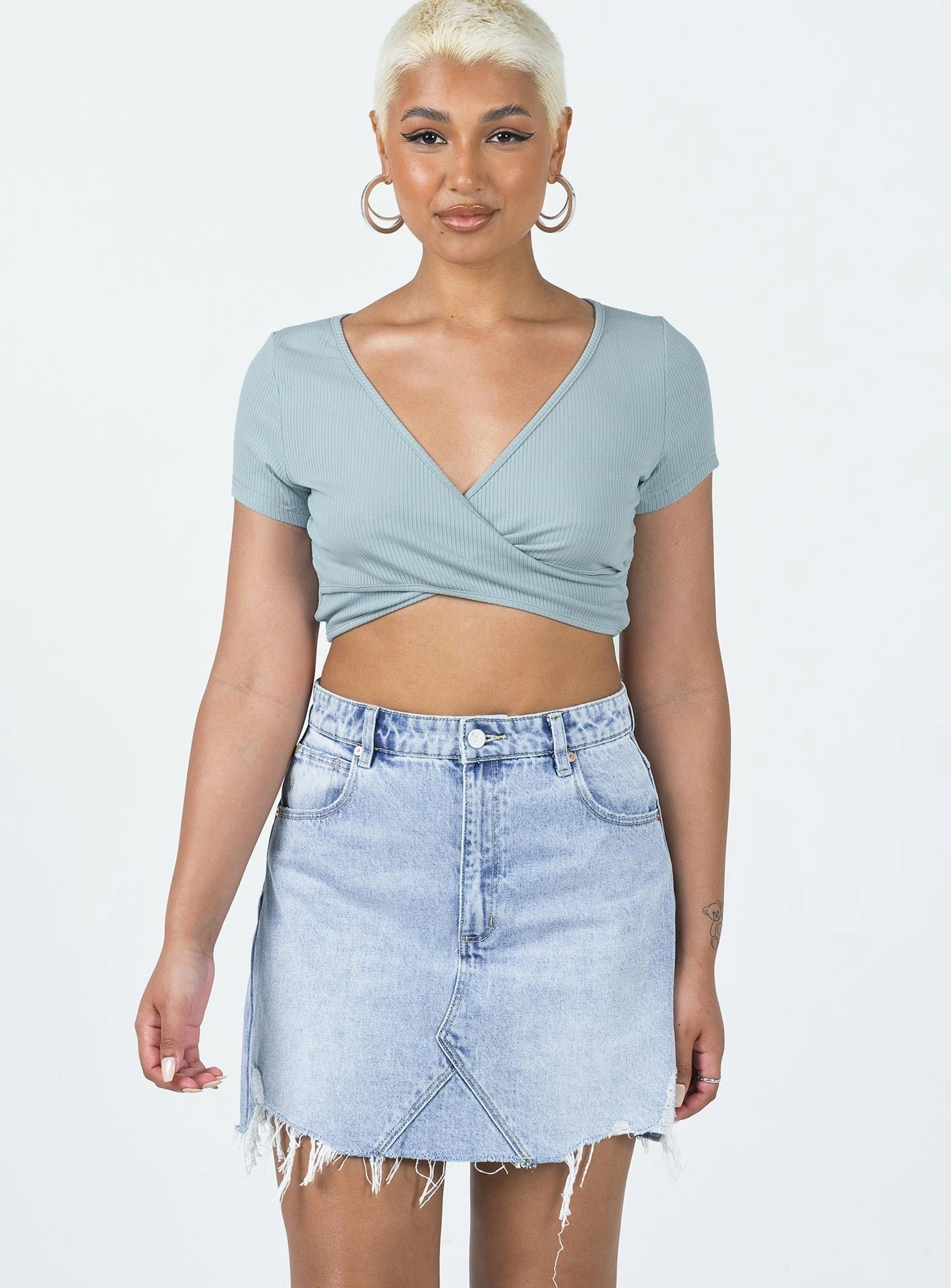 High Shine Neutral Tones Abrand Aline Skirt Rhonda Rip Mid Wash Denim