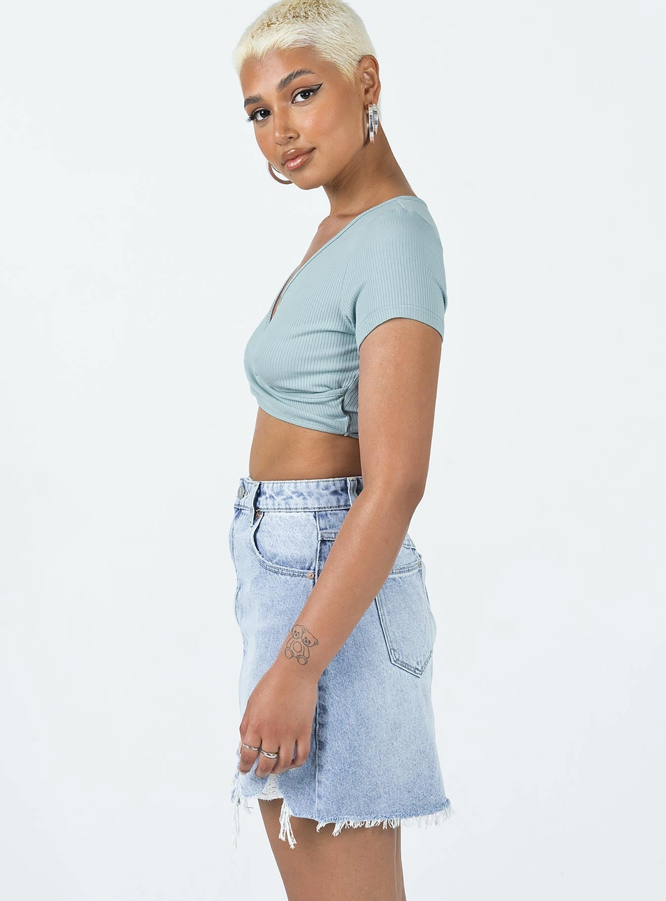 Contemporary Brand Breezy Mood Abrand Aline Skirt Rhonda Rip Mid Wash Denim