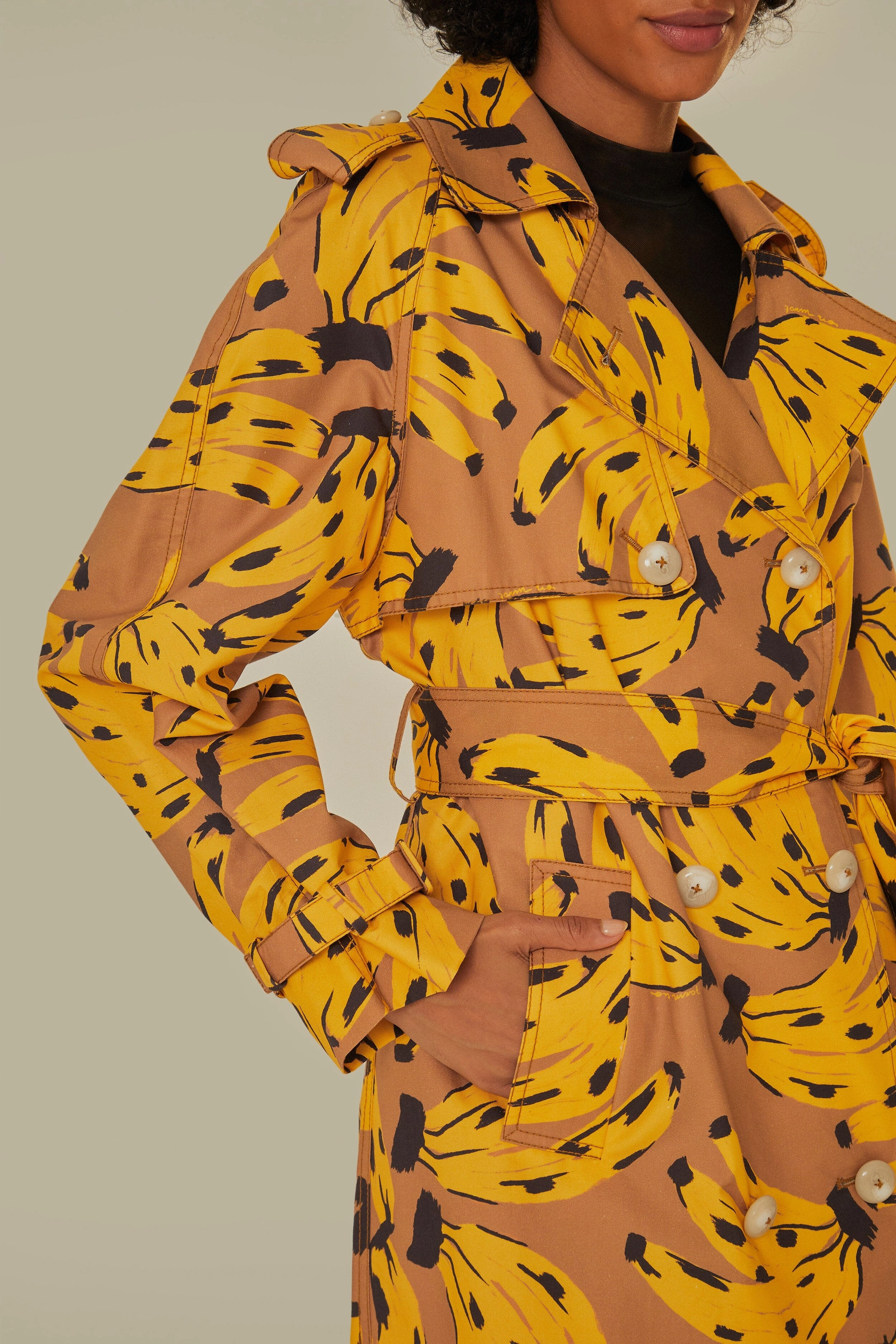 Waterproof Technology Eco Friendly Fabric Bossa Banana Trench Coat