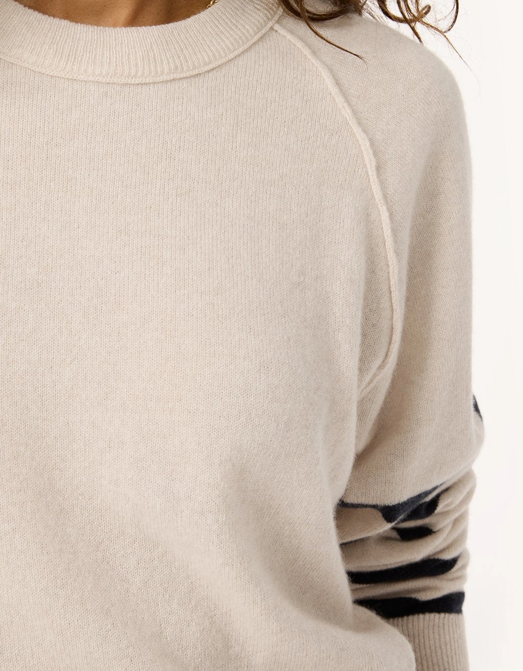 Unsubscribed Everyday-Weight Cashmere Raglan Sweater Stretch Flex