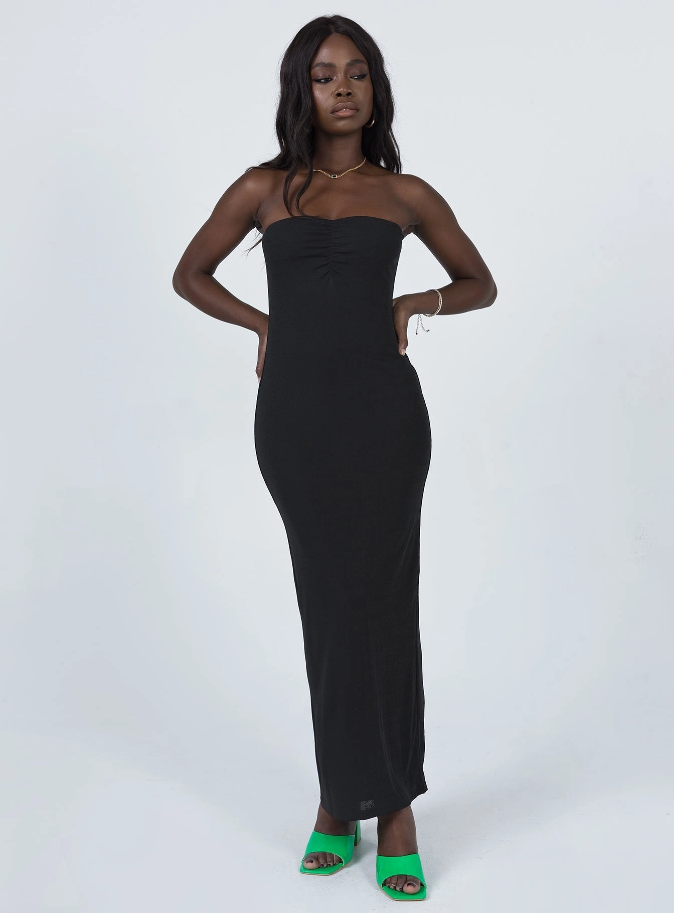 Charm Strapless Maxi Dress Black Clean Grace Mood Look