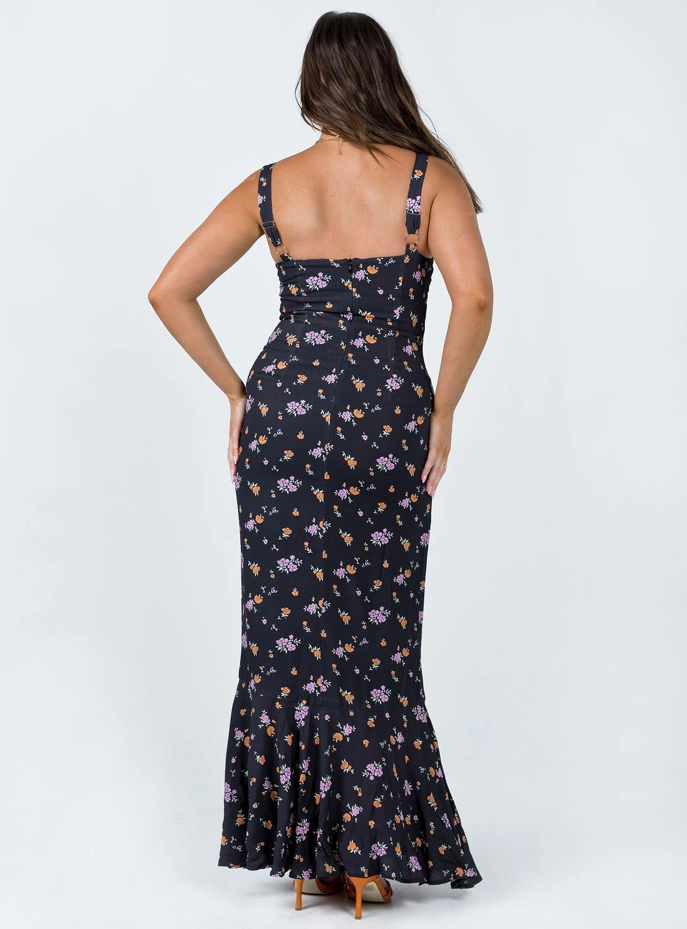 Curtis Maxi Dress Black / Floral Chic Statement