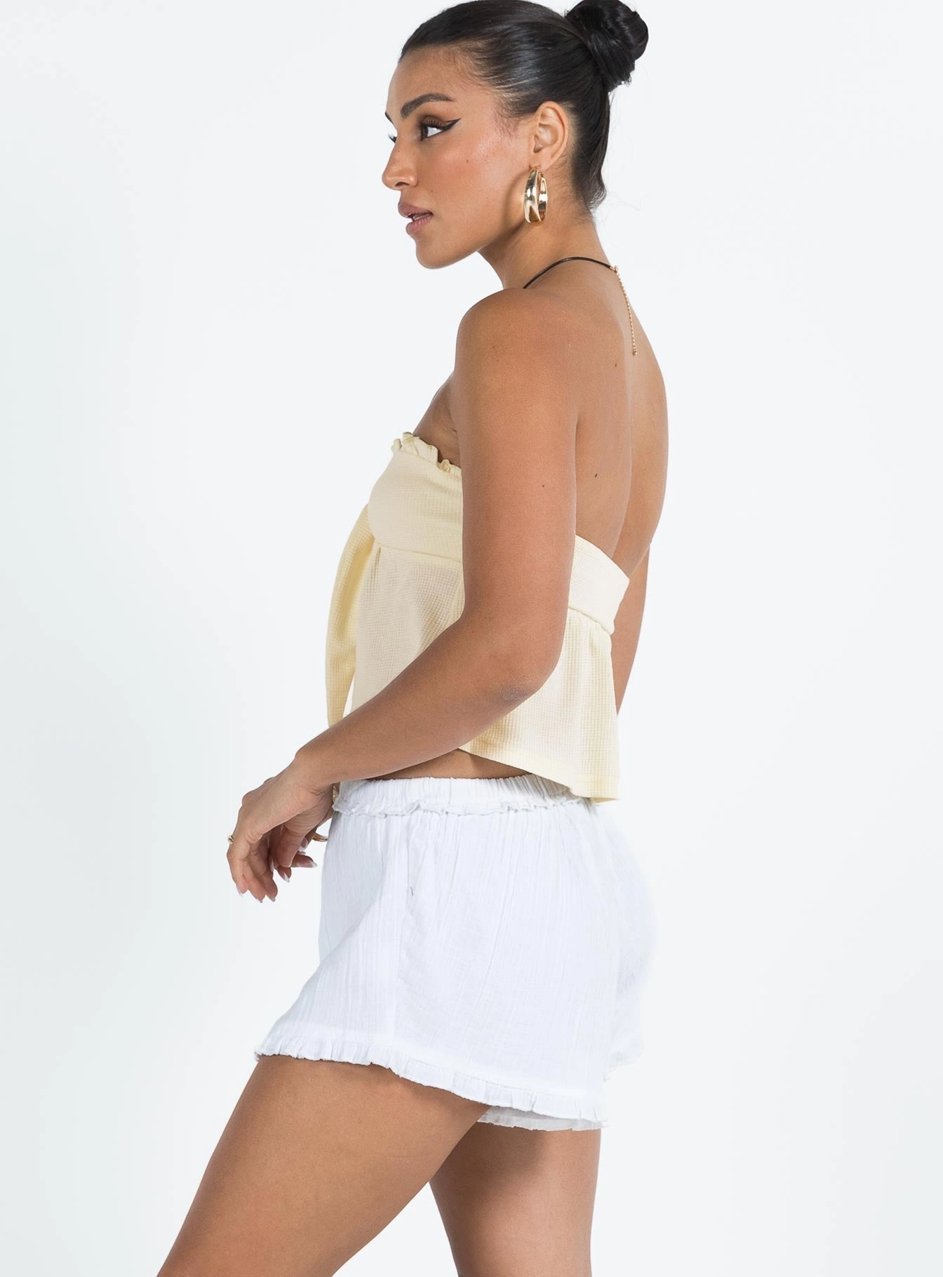 Daisy Shorts White Cooling Fabric Quick Comfort Fit