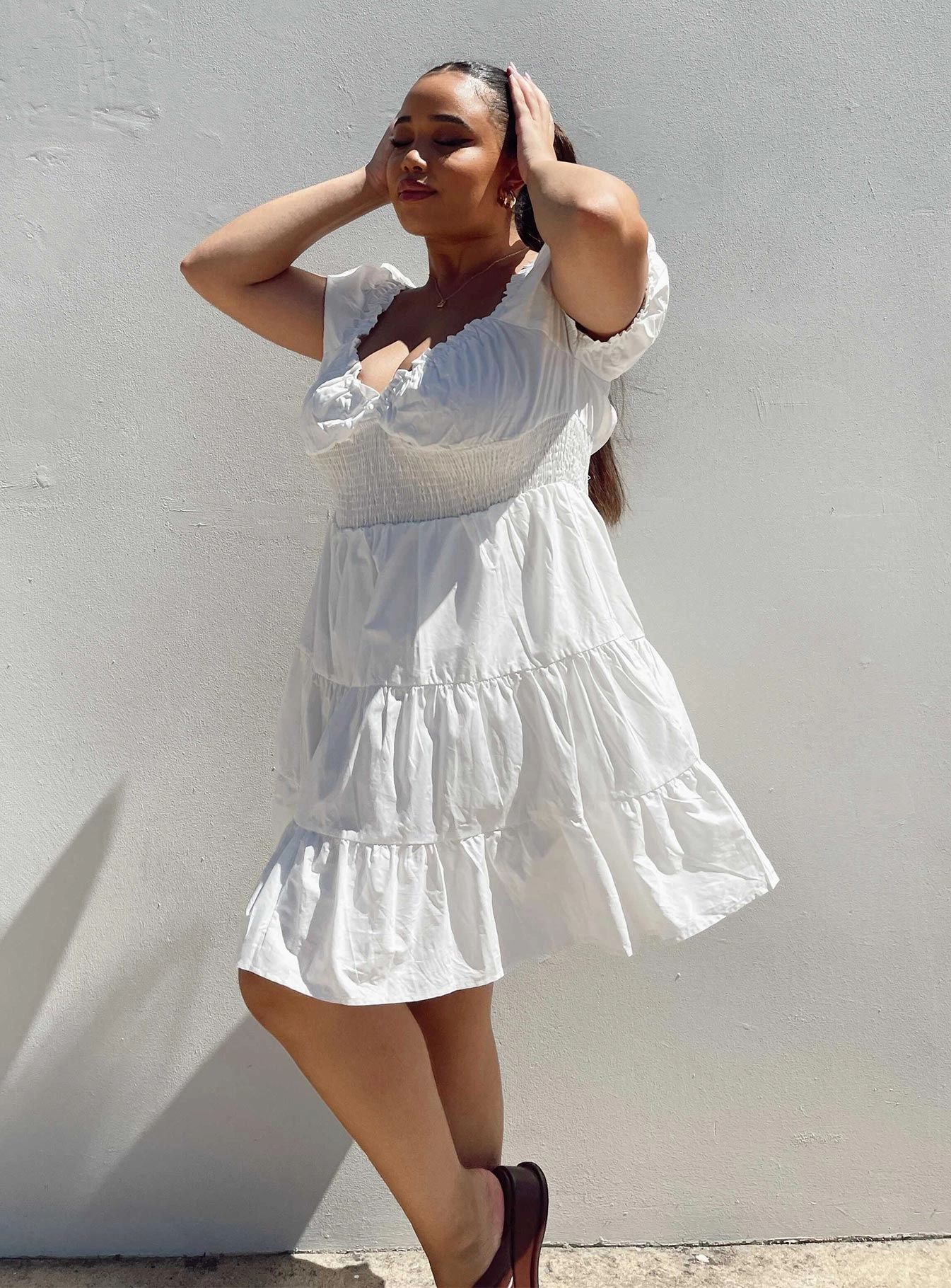 Daniela Mini Dress White Curve Shine Soft