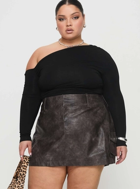 Domenic Faux Leather Mini Skirt Washed Black Curve Fashion Style Versatile Fit