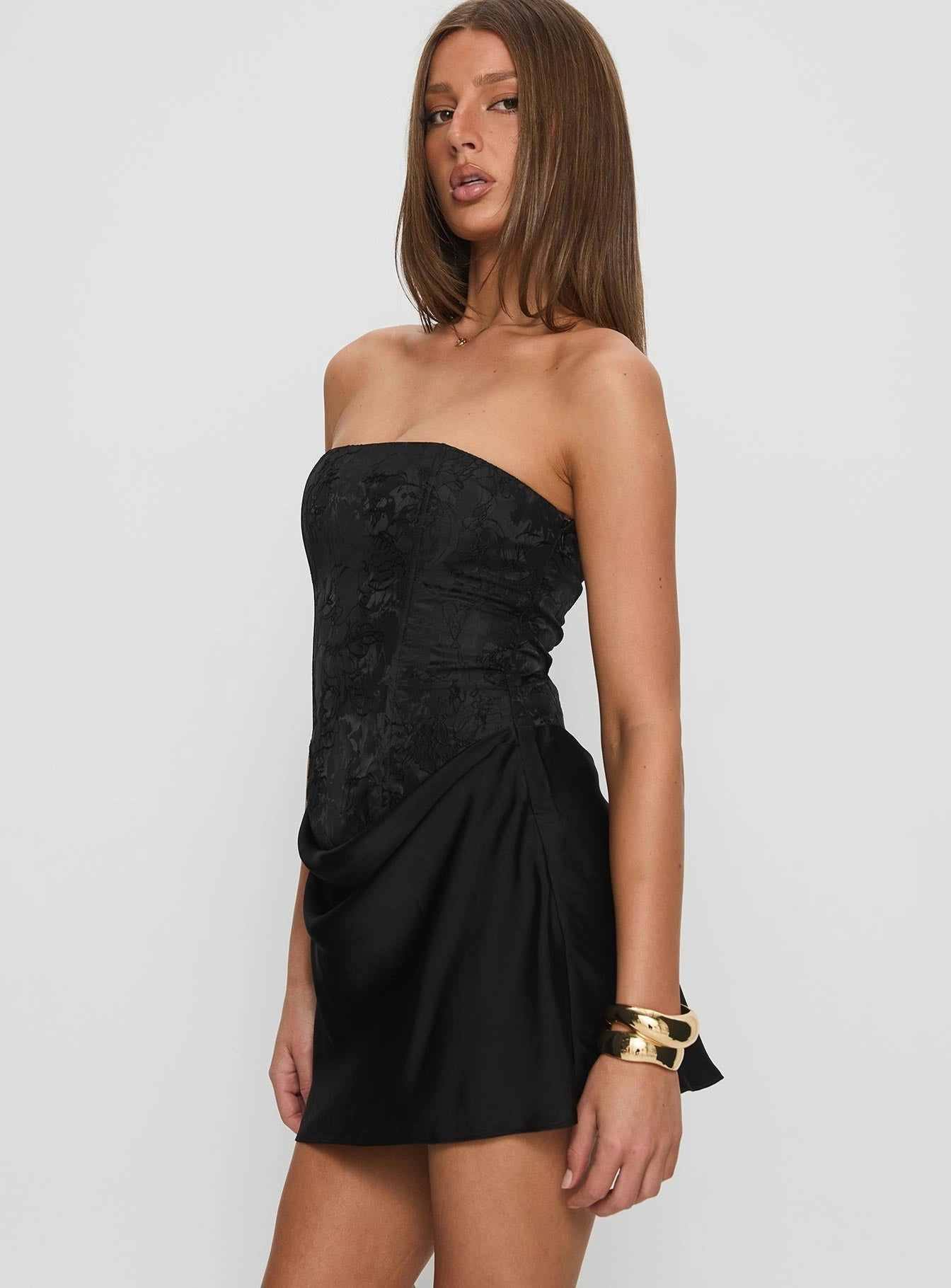 Jenevieve Strapless Drape Mini Dress Black V-Neck