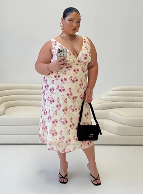 Joyful Look Nellie Midi Dress Yellow Floral Curve