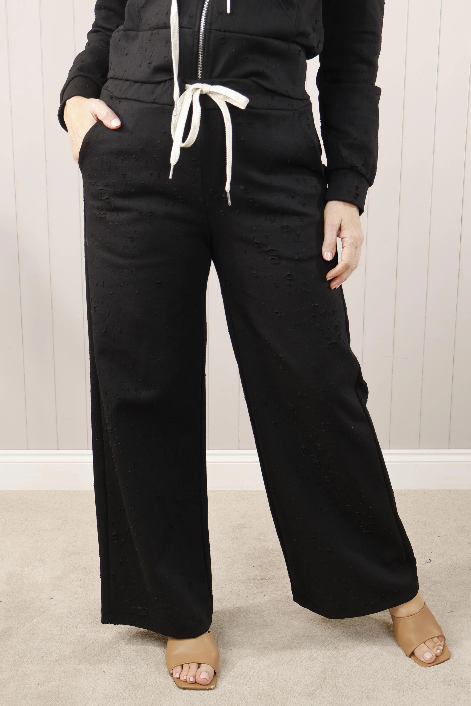 Eilish Wide Leg Trousers Black Soft Feel Chic Design Wear