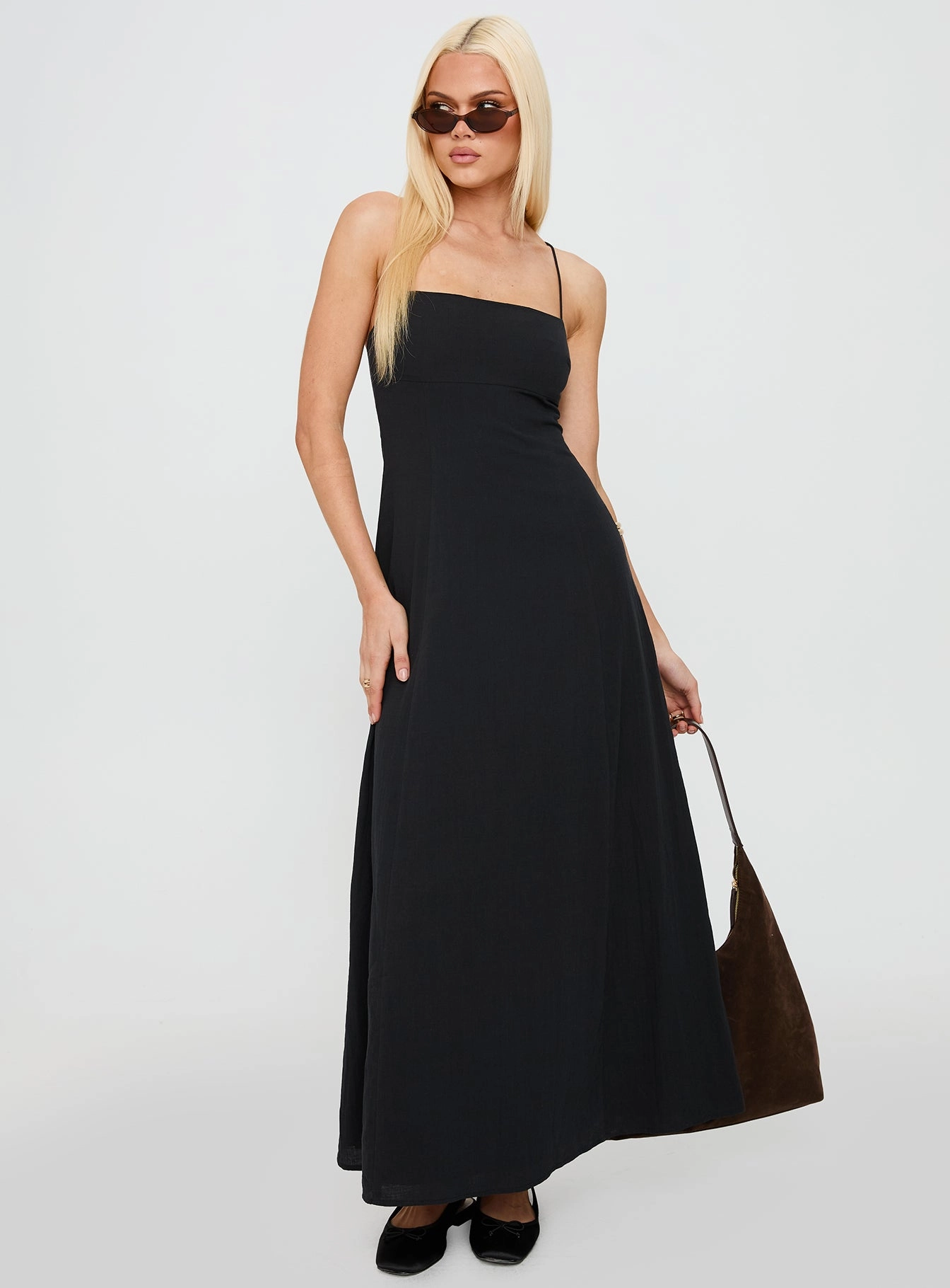 Brightwell Maxi Dress Black Sophisticated Line Flowy-Shape