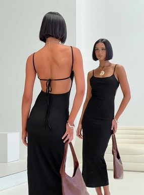 Elestria Maxi Dress Black garden party