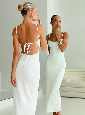 Versatile Look Minimal Comfort Elestria Maxi Dress White