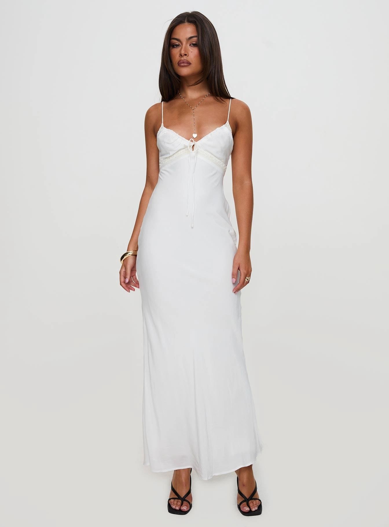 Formed Look Emily Maxi Dress White