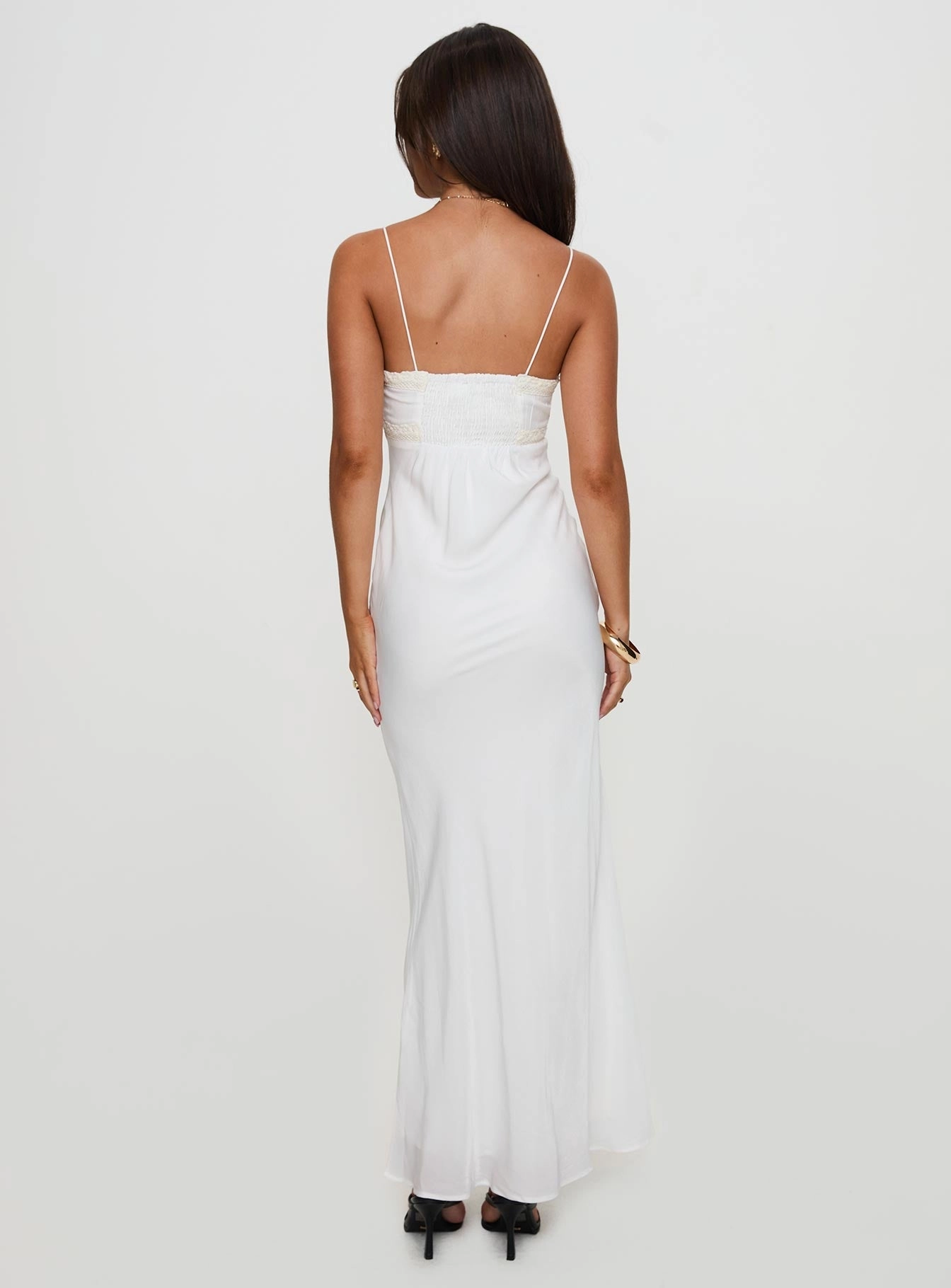 Emily Maxi Dress White Happy Scent Relaxed Comfort Look