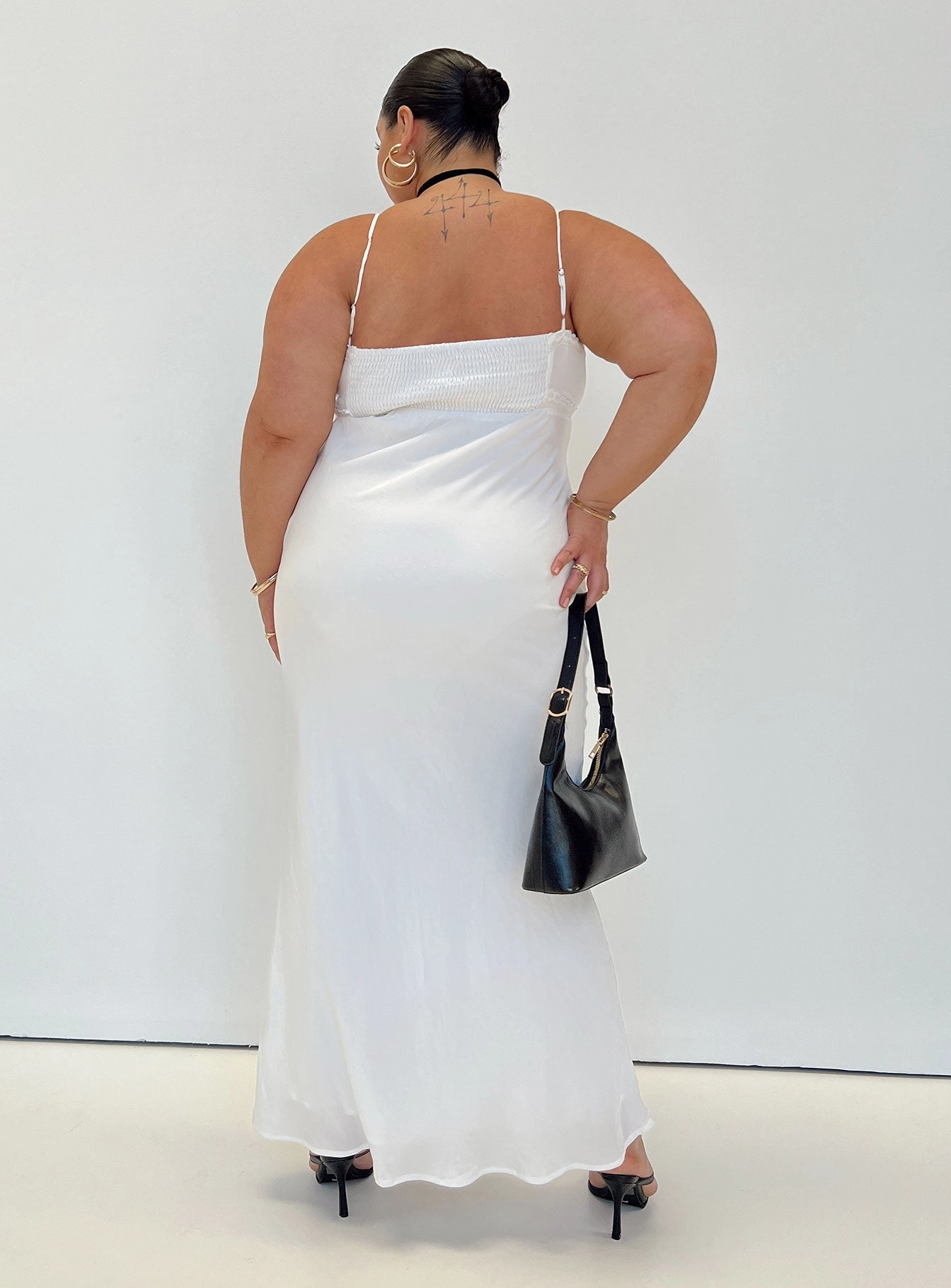 Emily Maxi Dress White Curve Gentle Look Night Charm
