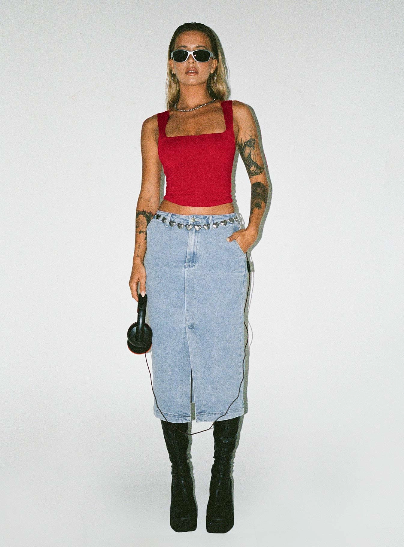 Endgate Midi Skirt Mid Wash Denim Seasonal Must Have Soft Outfit