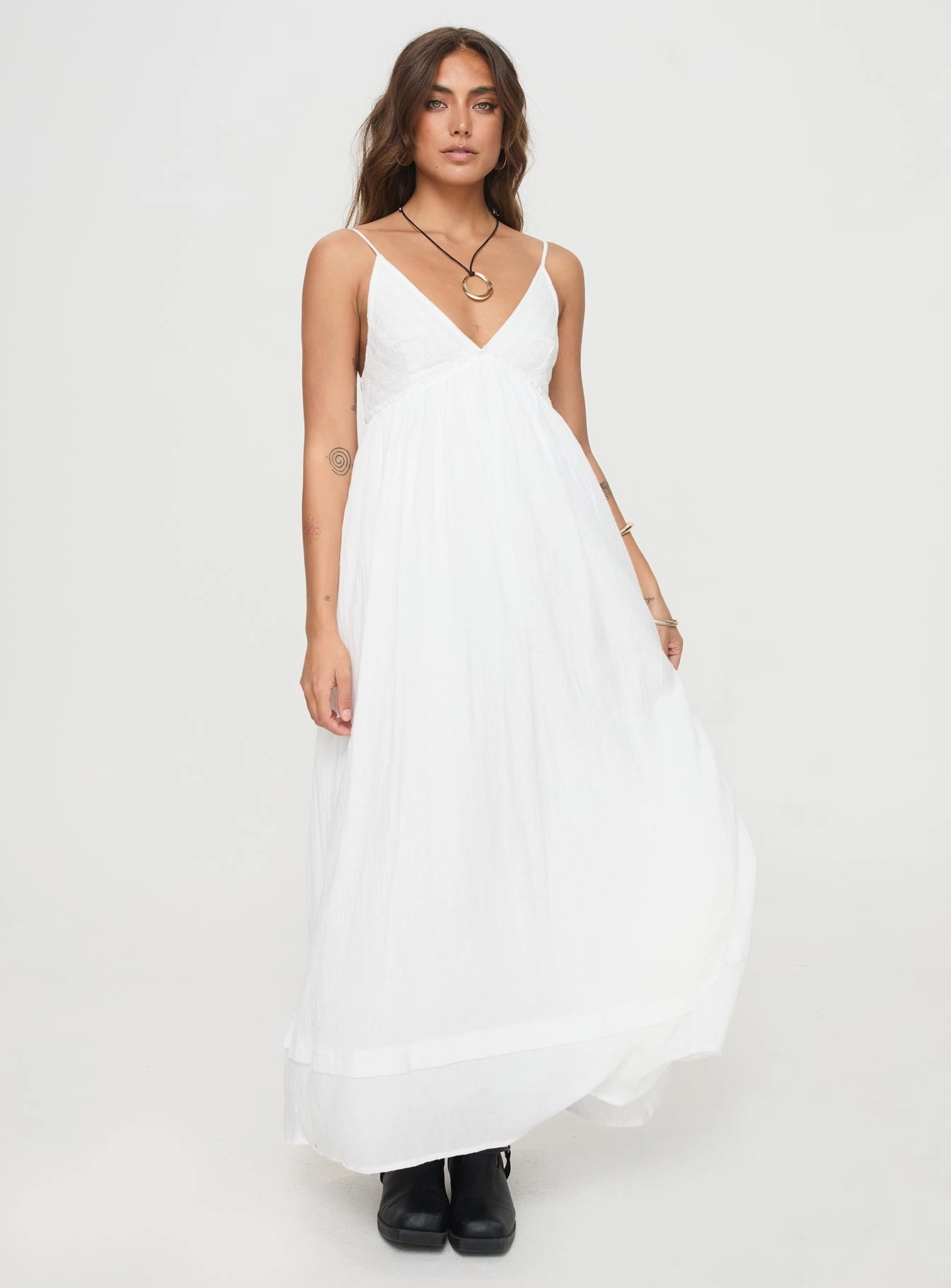 Eriksson Maxi Dress White ContrastStitching Fashion Essential
