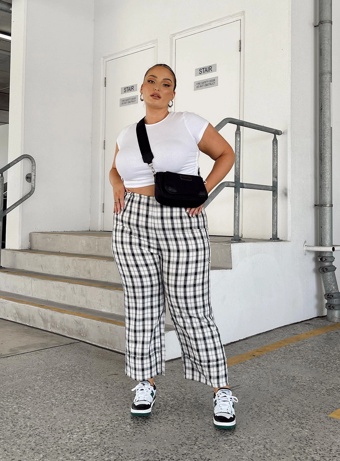 Slim Fit Wear Durable Fabric Euros Pants Curve