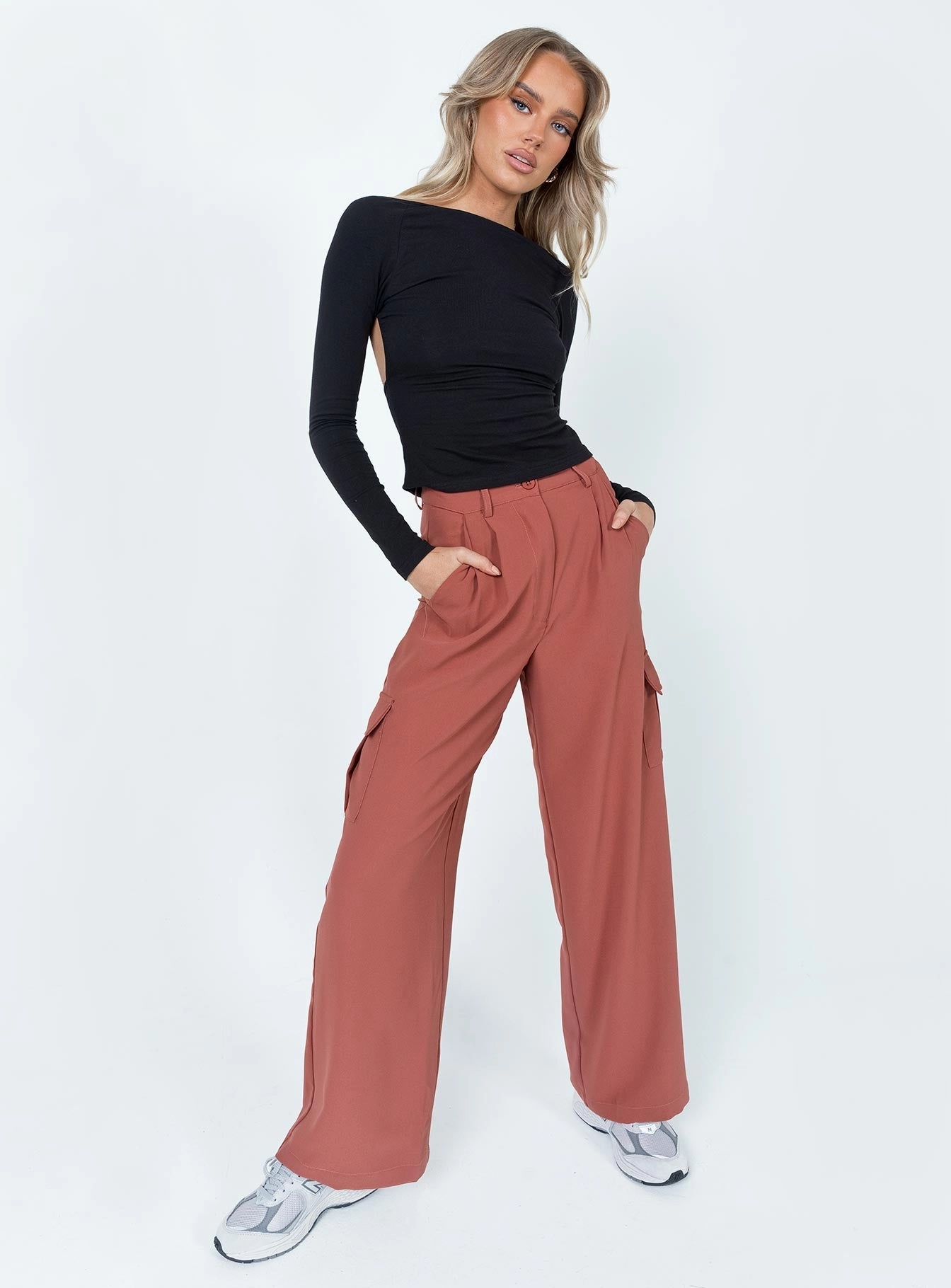 Kenzi Pants Brown Tangle Free Cuffs