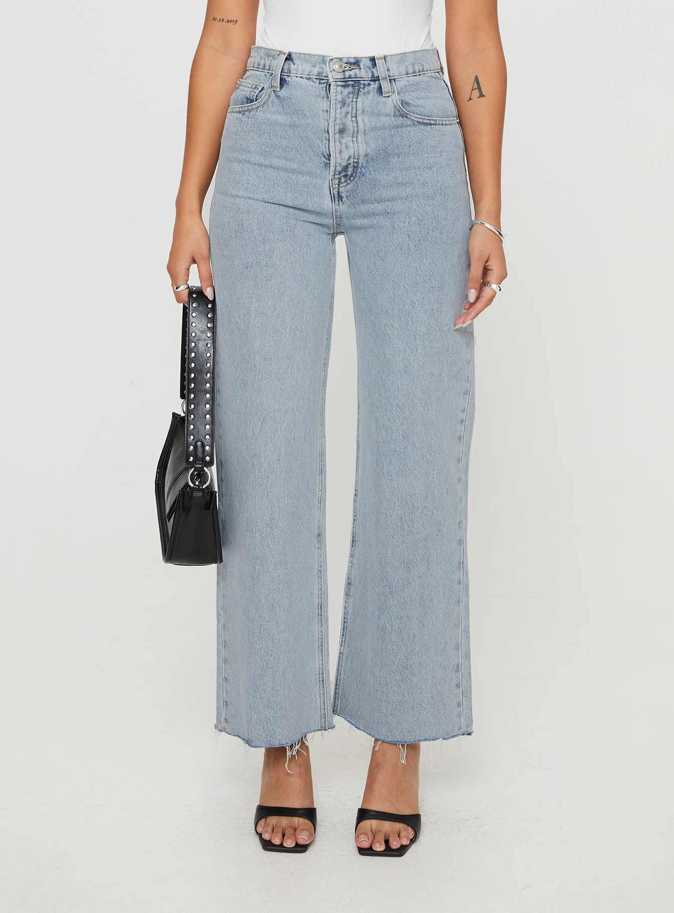 Timeless Match Closet Staple Fawcett High Rise Straight Leg Jeans Light Blue Wash