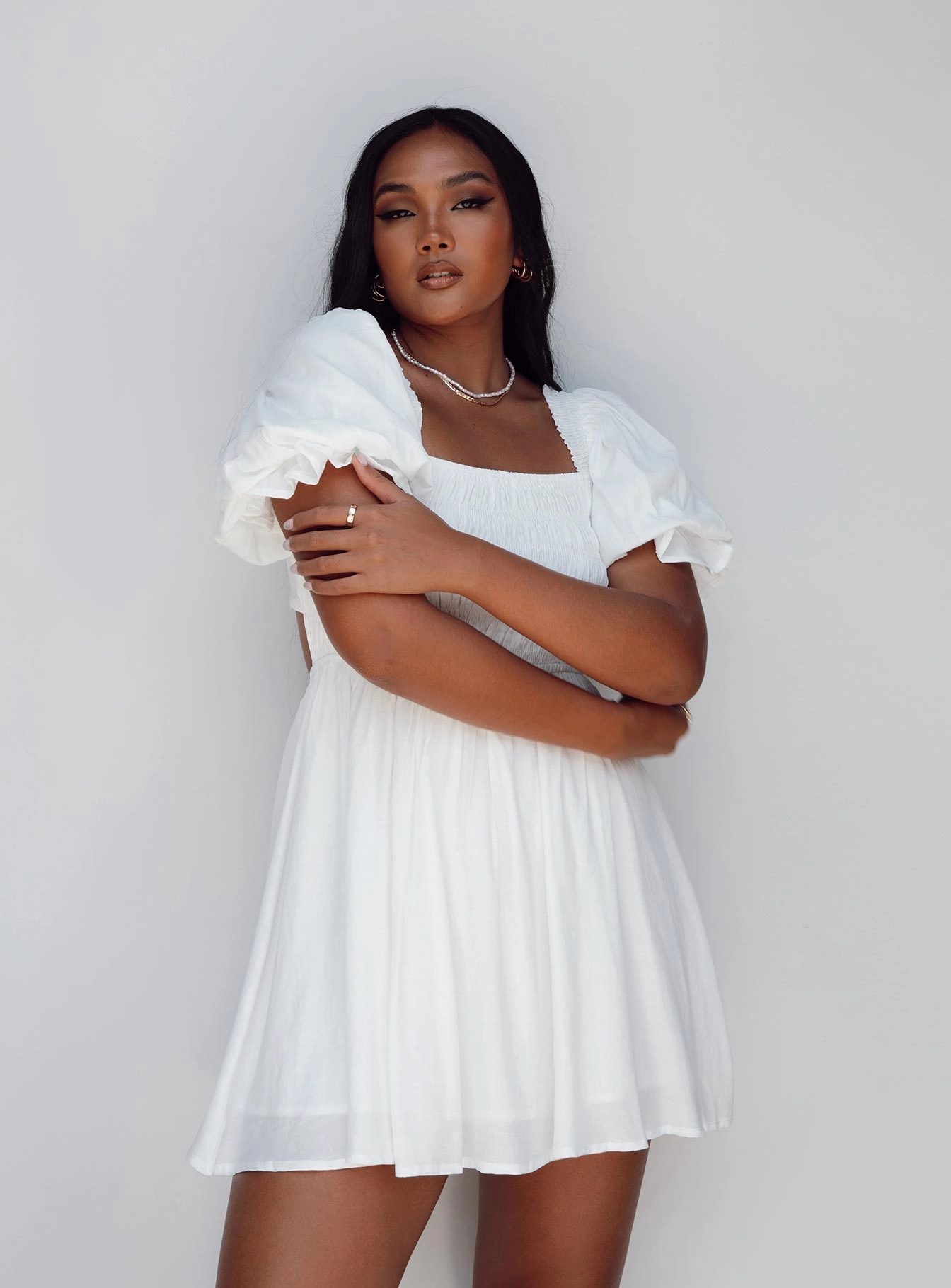 Trendy midi dress Sharp Profile Dani Mini Dress White