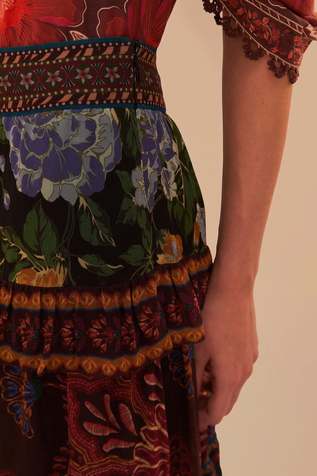 Soft Texture UV Protection Floral Mix Ruffle Maxi Skirt