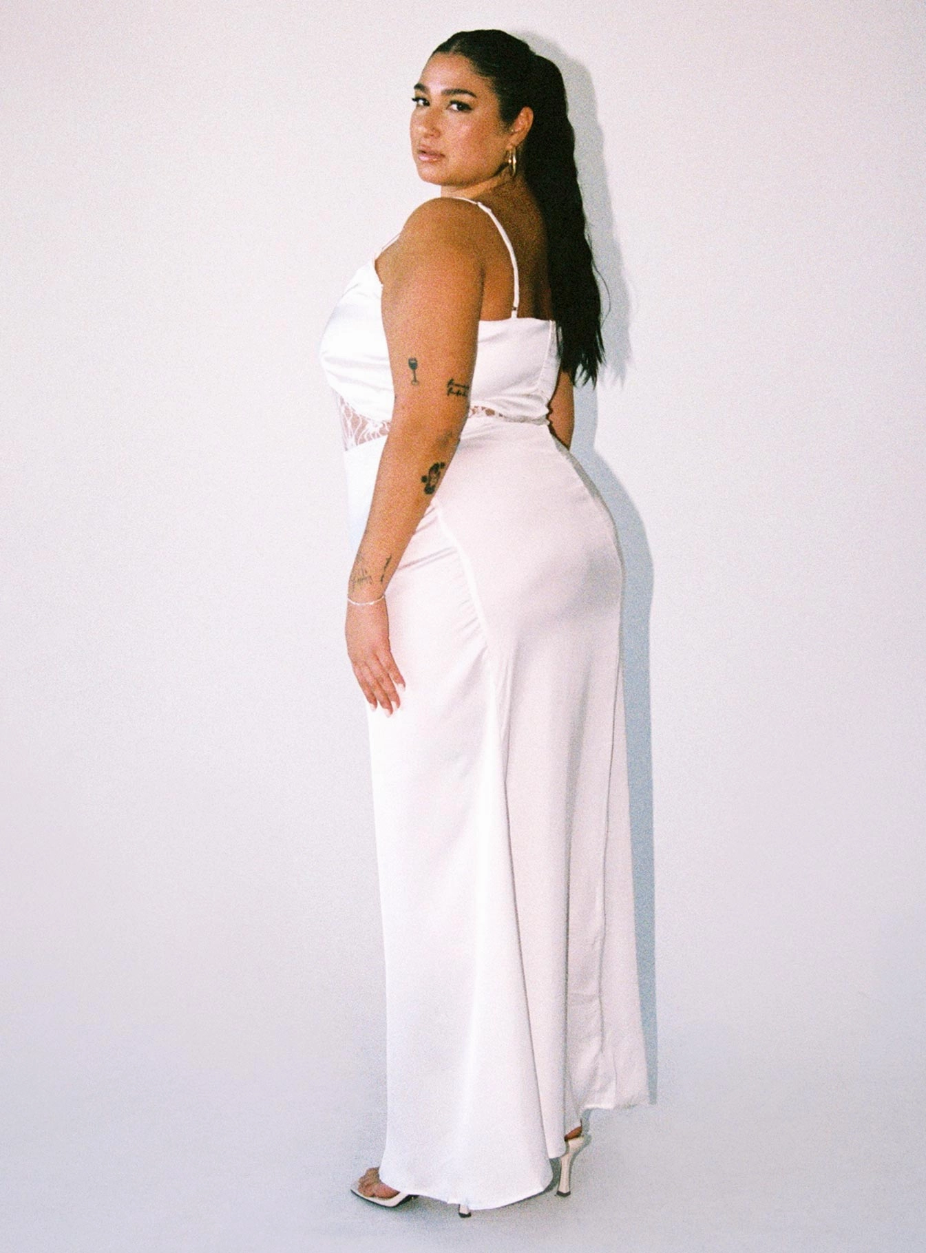 Roselle Maxi Dress White Curve Effortless Comfort Summer Fashion