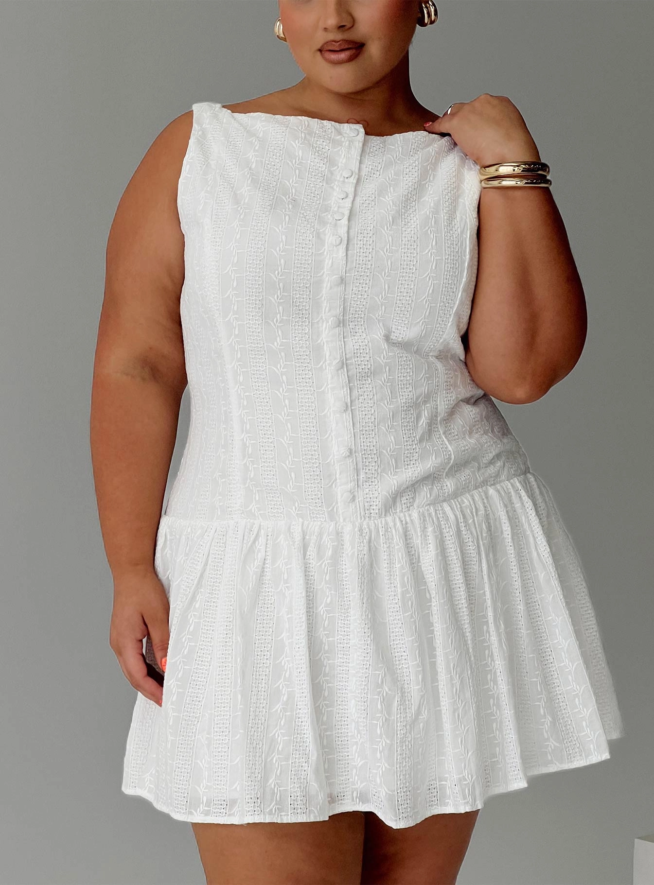 Active Outfit Sophisticated cocktail dress Sweeter Places Embroidered Mini Dress White Curve