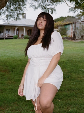 Fauci Mini Dress White Curve Dark Tones Satin-Edge