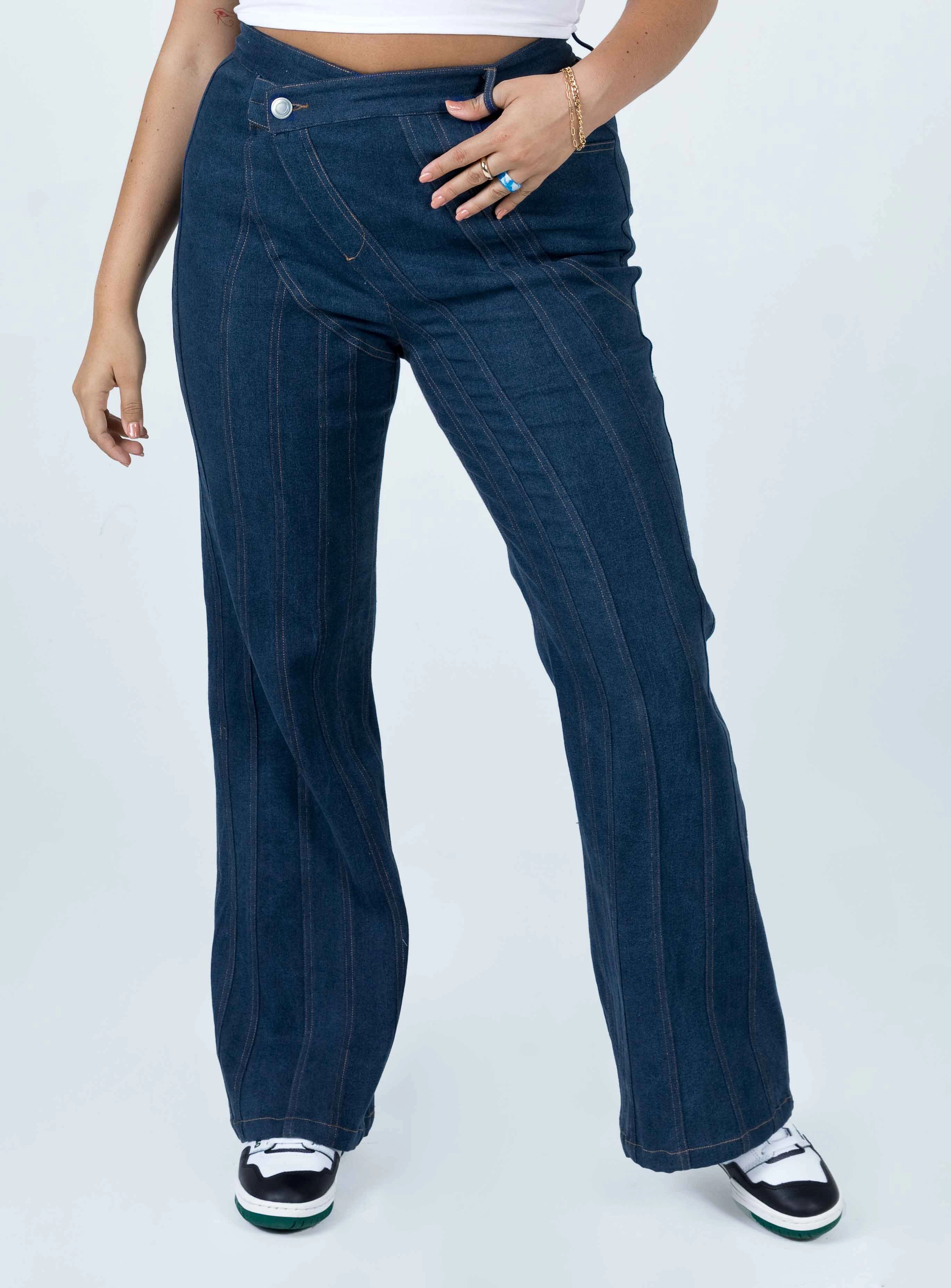 Creative Look Elegant Road Trip Basic Comfort Odette Flare Denim Jeans Blue