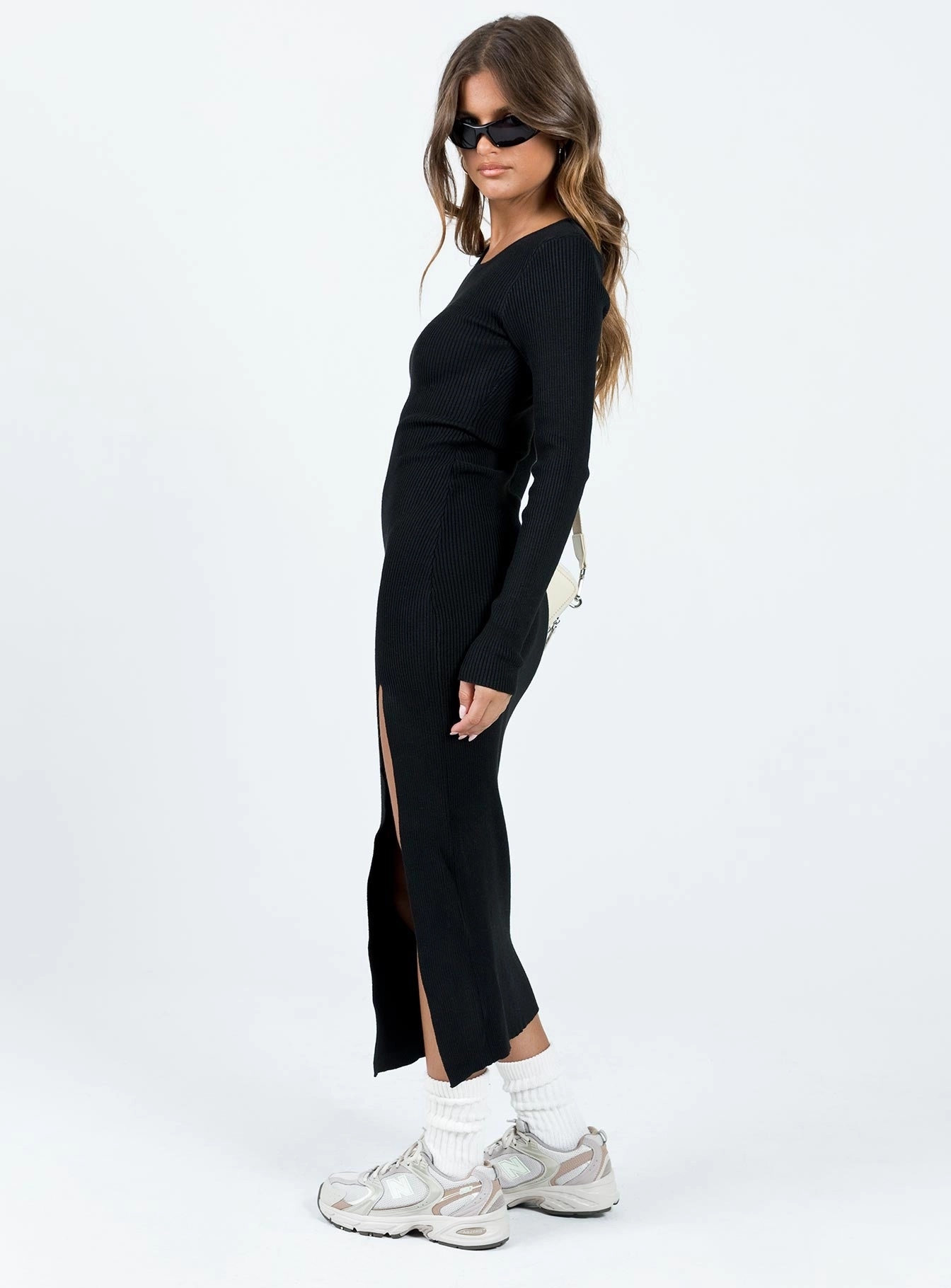 Fitro Long Sleeve Maxi Dress Black Minimal Mood Modest Look