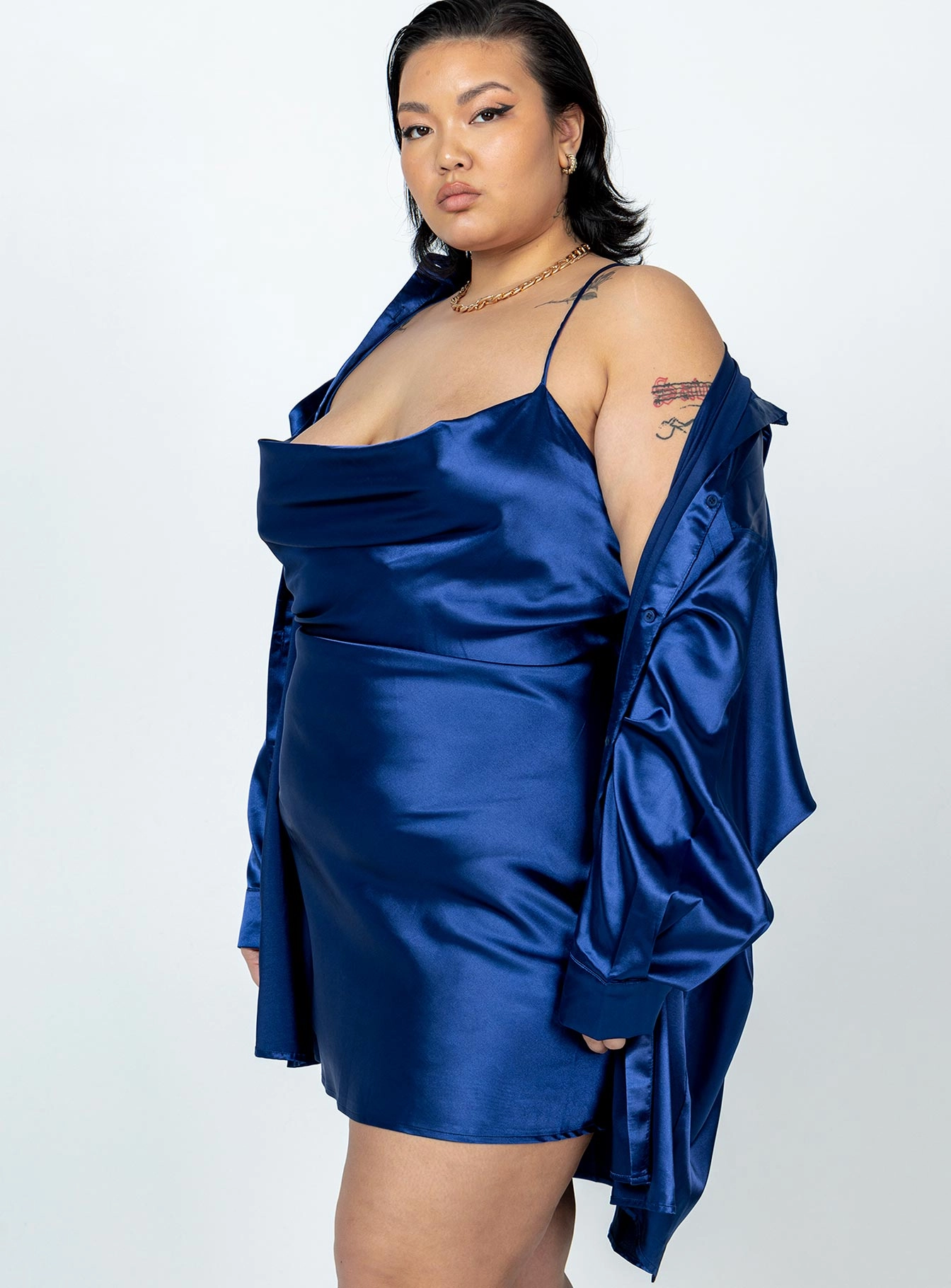 All Moments Annalise Set Navy Curve