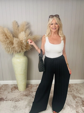Quality Material Polly Pleat Trousers Black