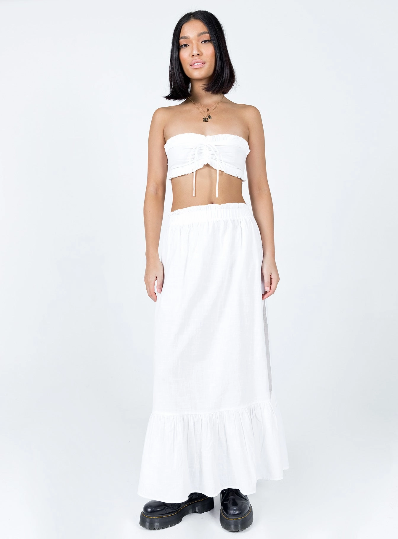 Oliver Maxi Set White perforated design