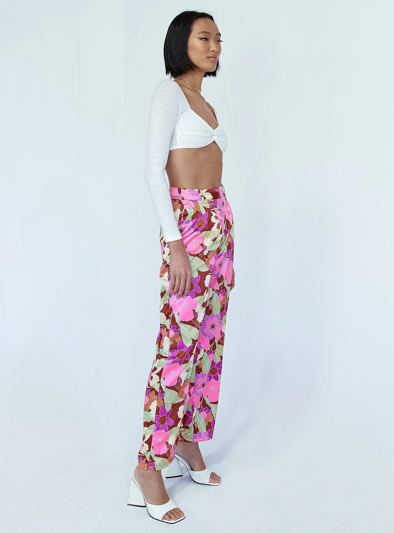 Smooth Fabric Floral Field Pants Pink