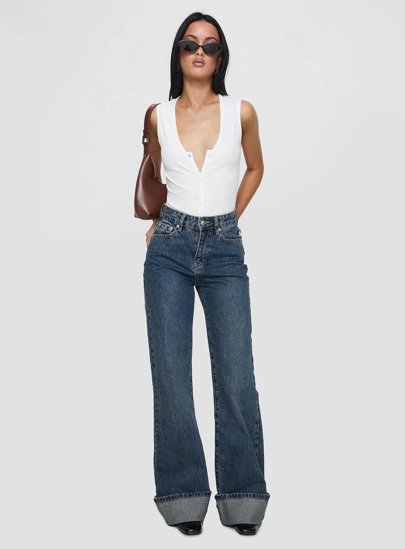 Go Everywhere Florida Keys Mid Rise Straight Leg Cuffed Jeans Mid Blue
