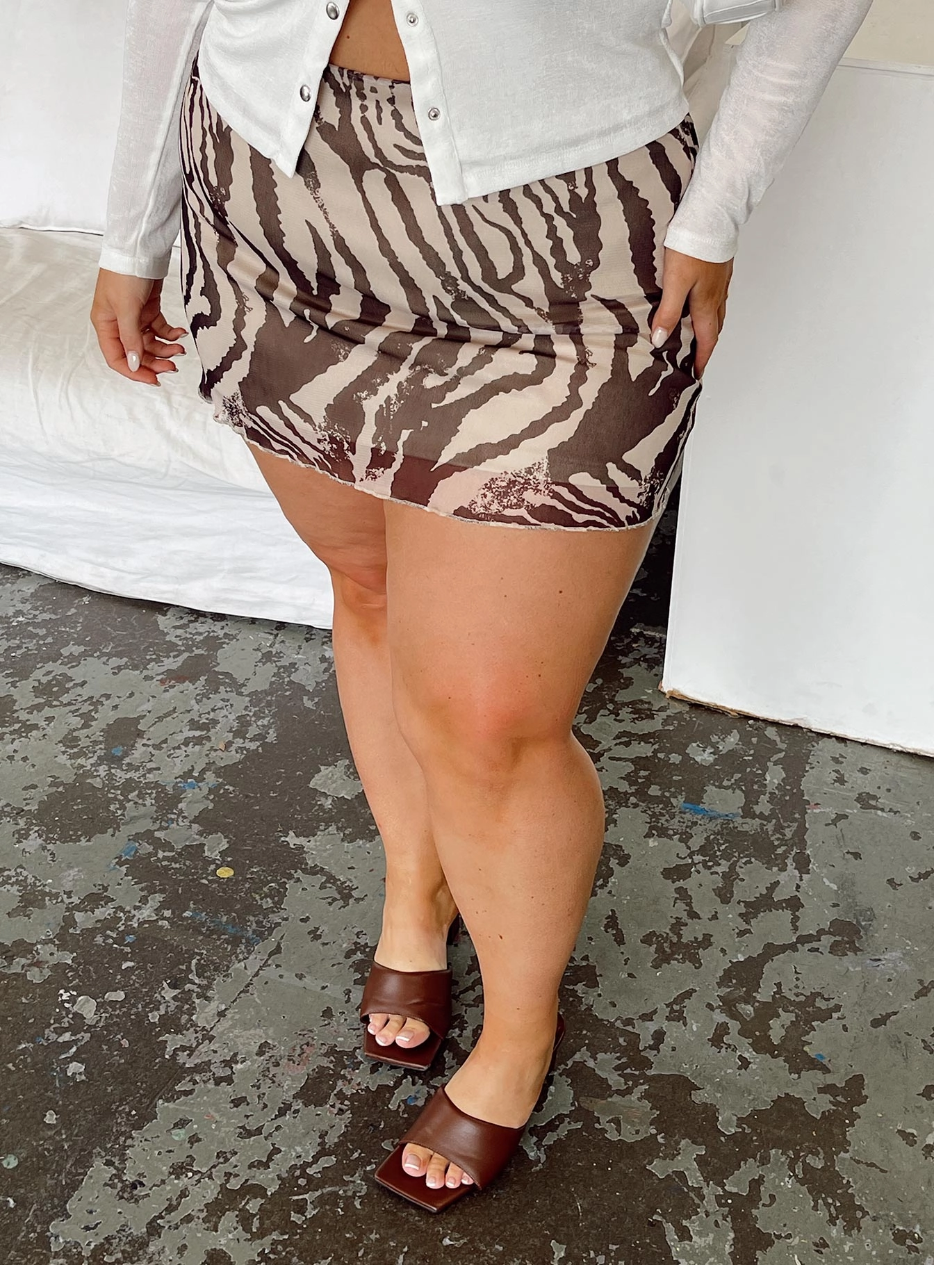 Vincent Mini Skirt Curve Modern Luxe Breezy Style
